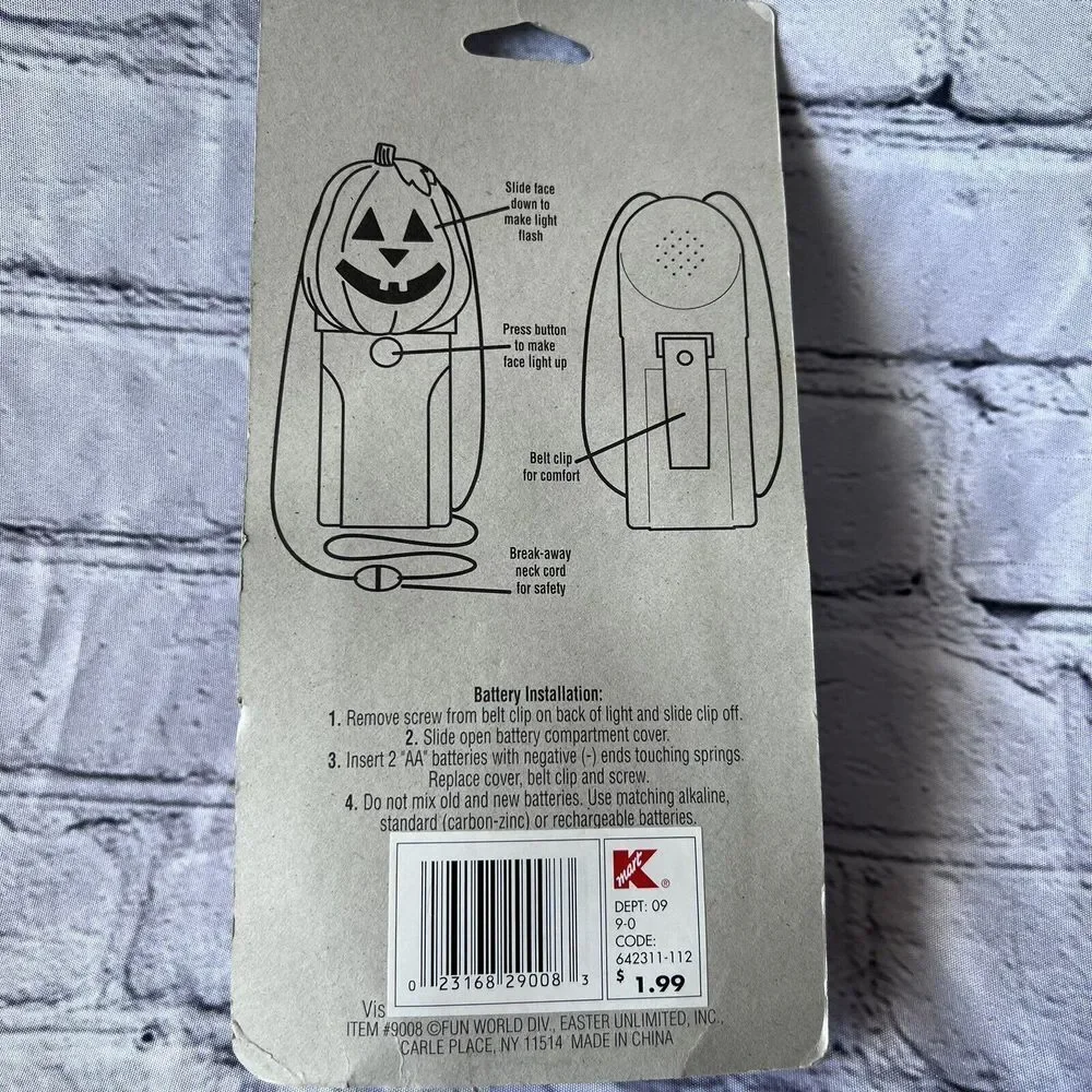 Vinatge 1990's Halloween Trick or Treat Blinking Safety‎ Light Pumpkin